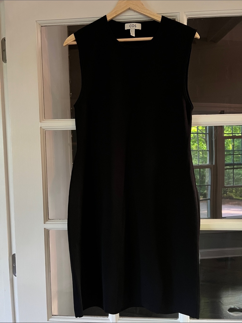 COS Black Sleeveless Classic Shift Dress